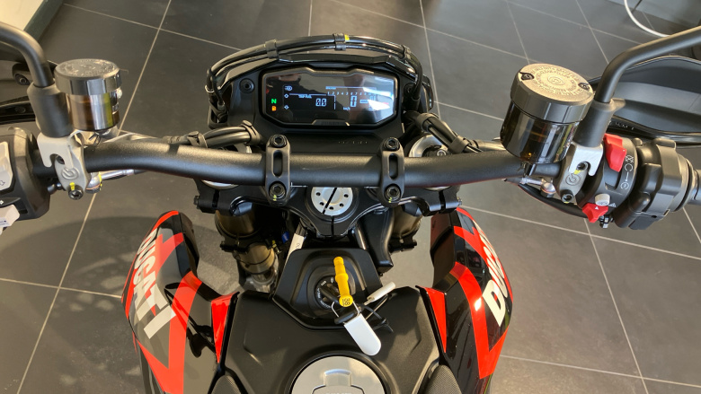 Ducati Hypermotard 698 RVE (24MY)